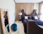 villa-contrada-grosses-doppelbett-in-braun.jpg