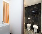 villa-contrada-wc-und-bidet.jpg