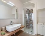 villa-etna-retreat-waschbecken.jpg