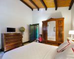 villa-gira-sole-schlafbereich-mit-schrank.jpg