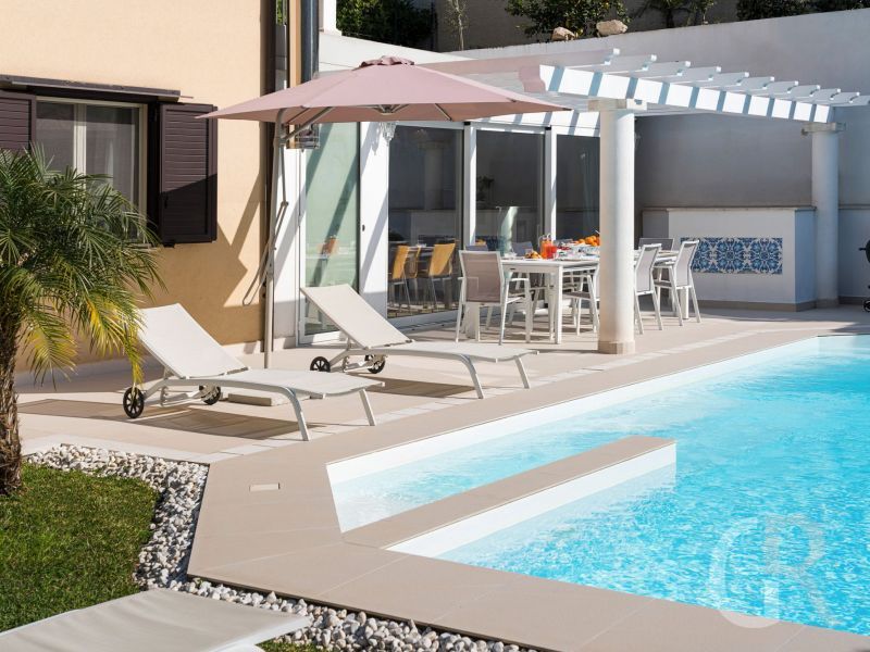 villa-giutitta-grosse-terrasse.jpg