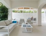 villa-hermes-ueberdachte-terrasse.jpg
