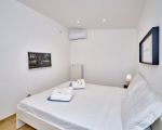 villa-ibla-weisses-doppelbett.jpg