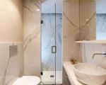 villa-isabella-freundliches-badezimmer.jpg