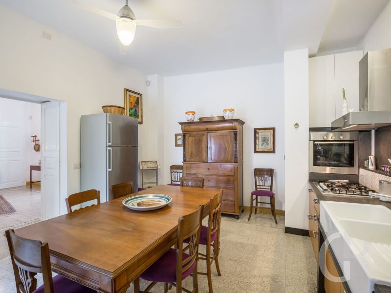 villa-la-forma-esszimmer.jpg