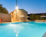 villa-luna-pool-am-abend.jpg