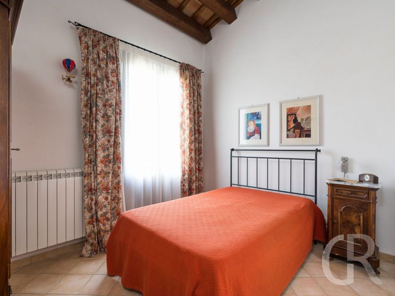 ager-costa-doppelbett-in-orange.jpg