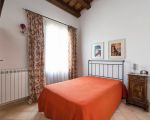 ager-costa-doppelbett-in-orange.jpg