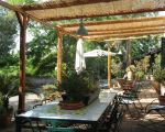 casa-di-pippinitto-terrasse-vor-den-ferienwohnungen.JPG