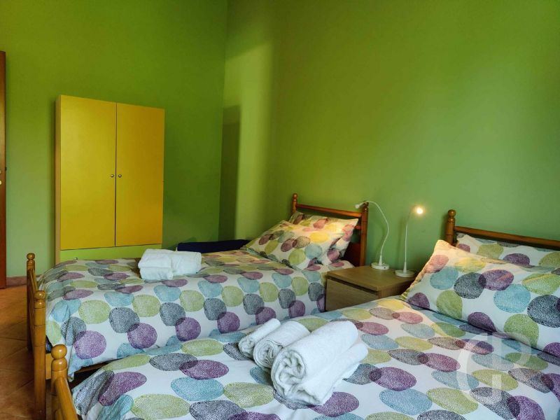 casa-limoni-grosses-schlafzimmer.jpg