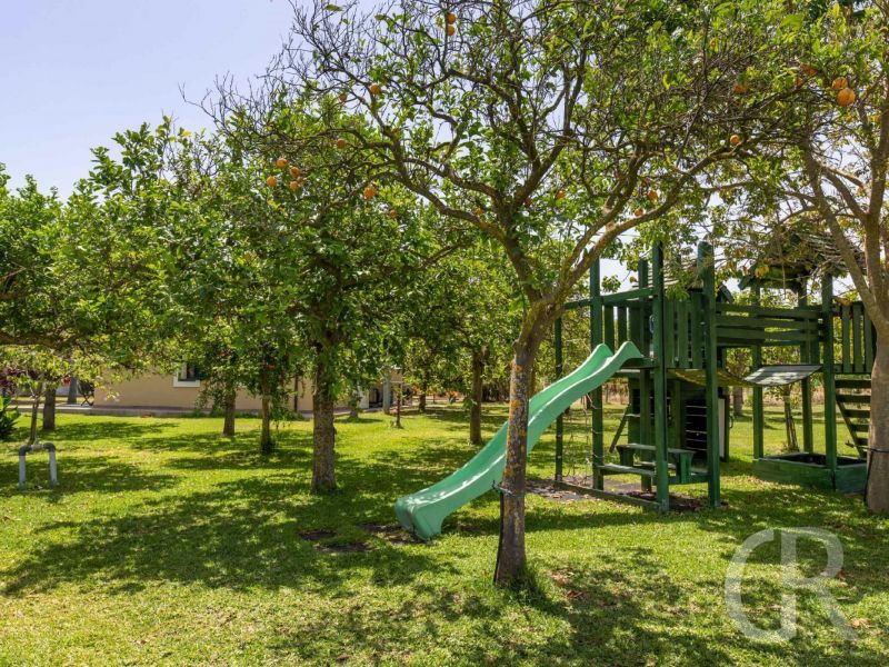casa-limoni-spielgeraete.jpg
