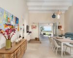 ferienhaus-villa-mora-esstisch-im-wohnzimmer.jpg