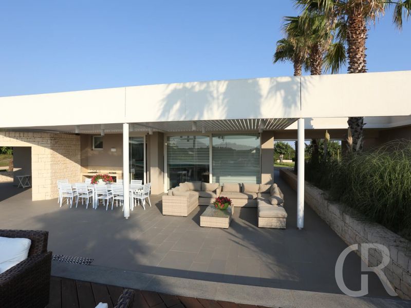 ferienhaus-villa-venere-terrasse.jpg