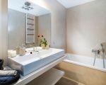 ferienvilla-bad-mit-wanne.jpg