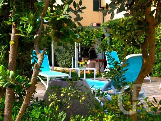 ferienwohnung-euthalia-platz-im-garten.jpg