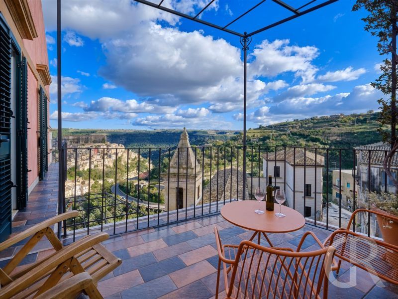 ferienwohnung-sette-capelli-balkon-mit-traumhaftem-blick.jpg