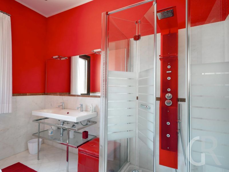 villa-afrodite-badezimmer.jpg