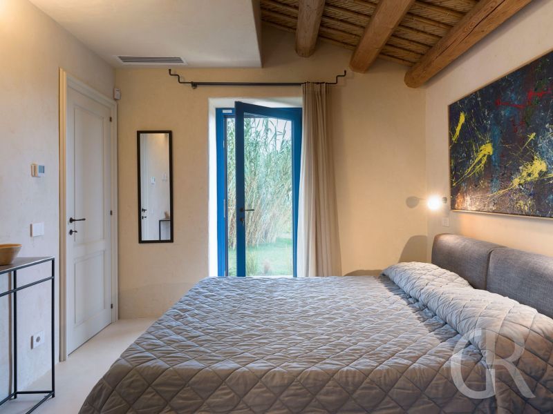 villa-al-nair-bett-im-schlafzimmer.jpg