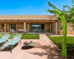 villa-cavale-sonenliegen-mit-terrasse.jpg