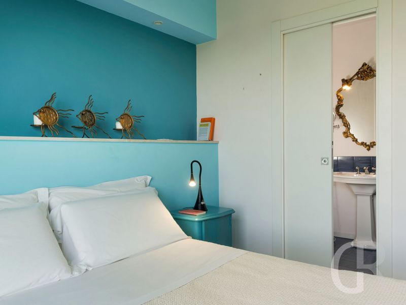 villa-dafne-blaues-schlafzimmer.jpg