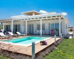 villa-fico-villa-und-pool.jpg