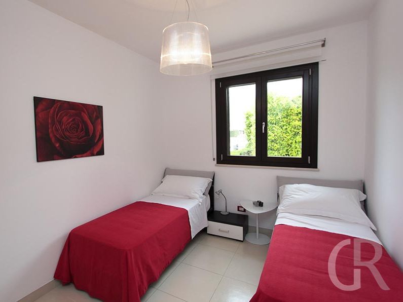villa-flora-schlafzimmer-mit-einzelbetten.jpg
