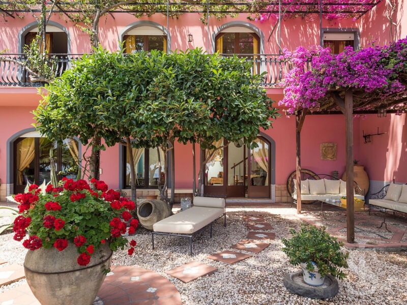 villa-la-boheme-hof.jpg