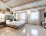villa-lumia-grosser-schlafraum.jpg