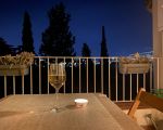 anita-balkon-am-abend.jpeg