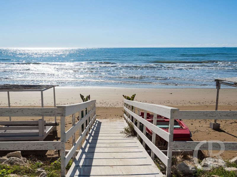 dimora-di-circe-zugang-zum-strand.jpg