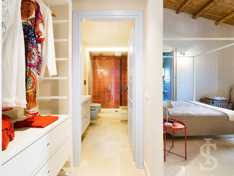 ferienhaus-dimora-pura-schlafzimmer-und-ankleide.jpg
