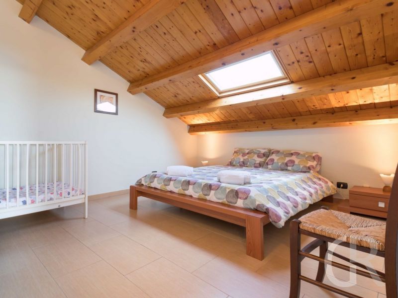 ferienwohnung-gioacchino-doppelbett.jpg