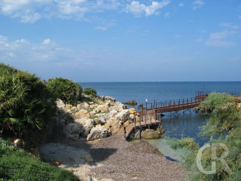 ferienwohnungen-michele-am-strand-von-bonagia.JPG