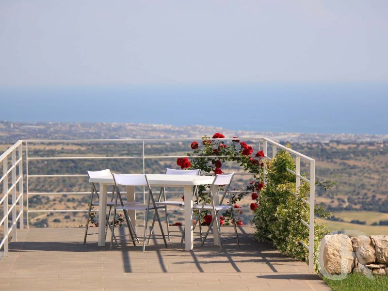 villa-afodite-sitzplatz-mit-tollem-blick.jpg