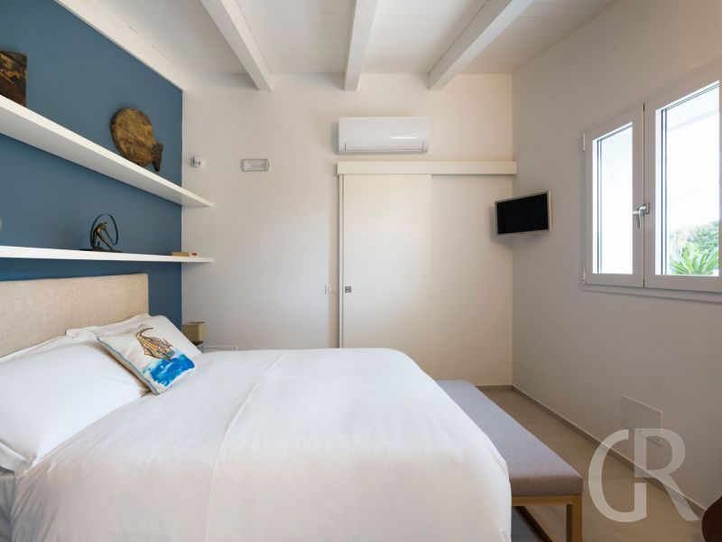 villa-azuela-weisses-schlafzimmer.jpg