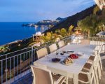 villa-buena-vista-traumhafter-blick-am-abend.jpg