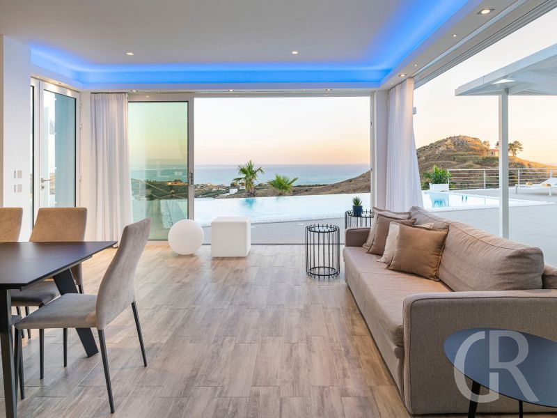 villa-domizia-wohnzimmer.jpg