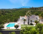 villa-gianos-garten-und-ferienhaus-mit-pool.jpg