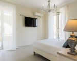 villa-giutitta-grosses-schlafzimmer.jpg