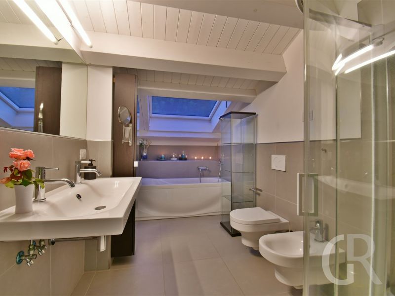 villa-nausica-badezimmer.jpg
