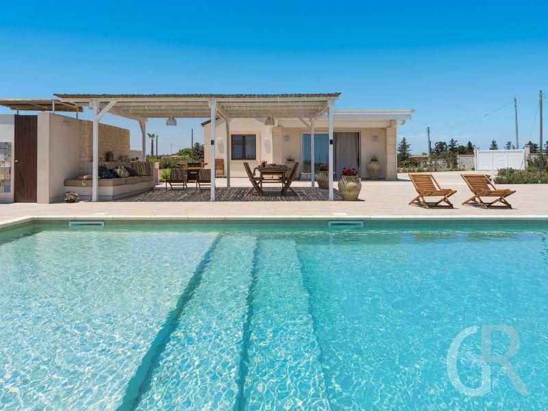 villa-paolina-pool.jpg