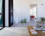 villa-rosmarino-blick-auf-die-terrasse.jpg