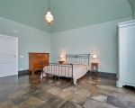 villa-scifazzo-schlafbereich-mit-bett.jpg