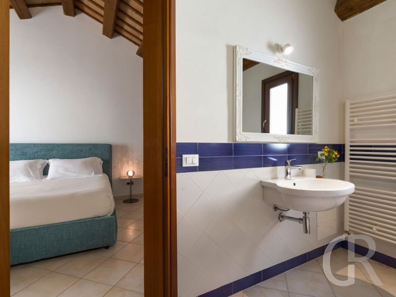villa-tangi-bad-und-schlafzimmer.jpg
