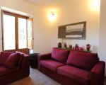 wohnraum-mit-sofa.jpg
