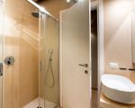 casa-degli-aranci-badezimmer-mit-waschbecken.jpg