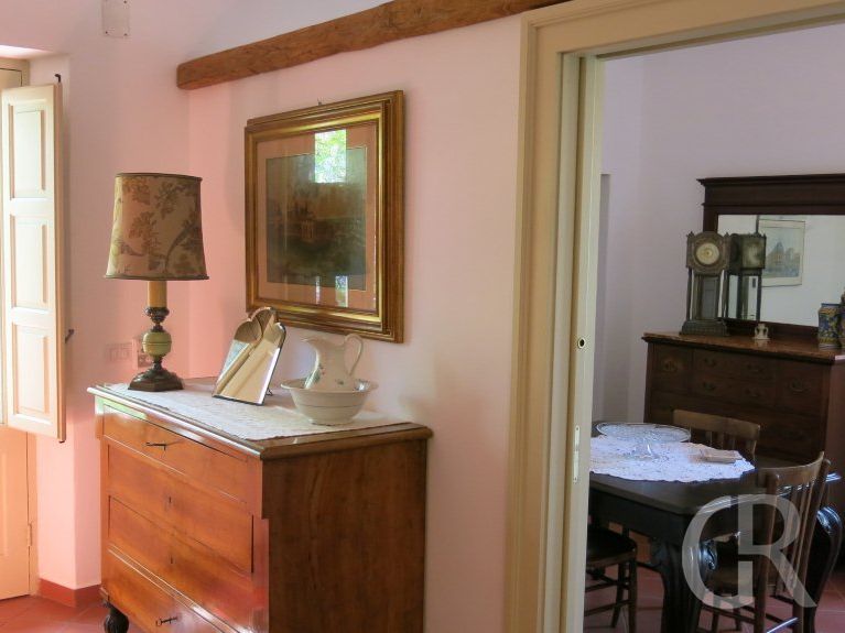 casa-di-pippinitto-schlafzimmer-mit-kommode.jpg