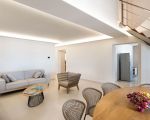 ferienhaus-mare-del-sud-wohnbereich-mit-essplatz.jpg
