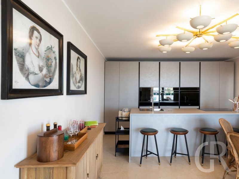 ferienwohnung-aurispa-kueche-mit-essplatz.jpg