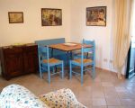 ferienwohnung-cafisi-esstisch.jpg